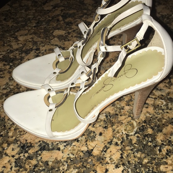 Shoes - Picture 2 of 3